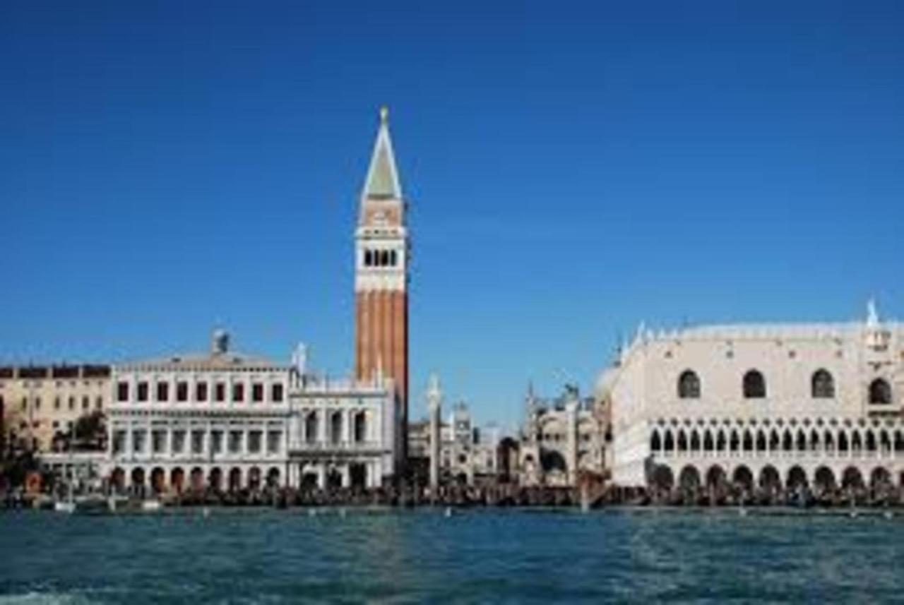 Residenza Leon D'Oro Apartment Venice Ngoại thất bức ảnh